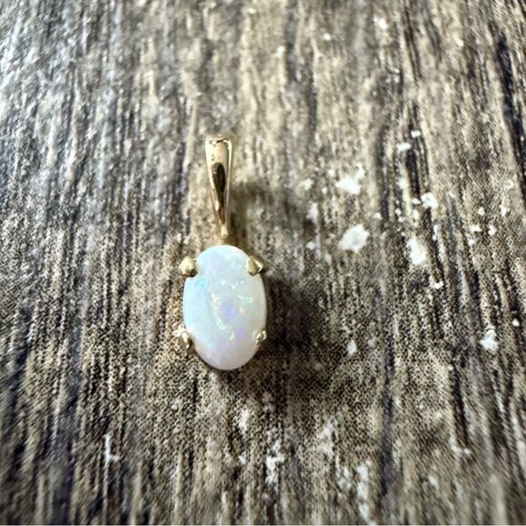14K Yellow Gold Opal Pendant - Picture 2 of 5